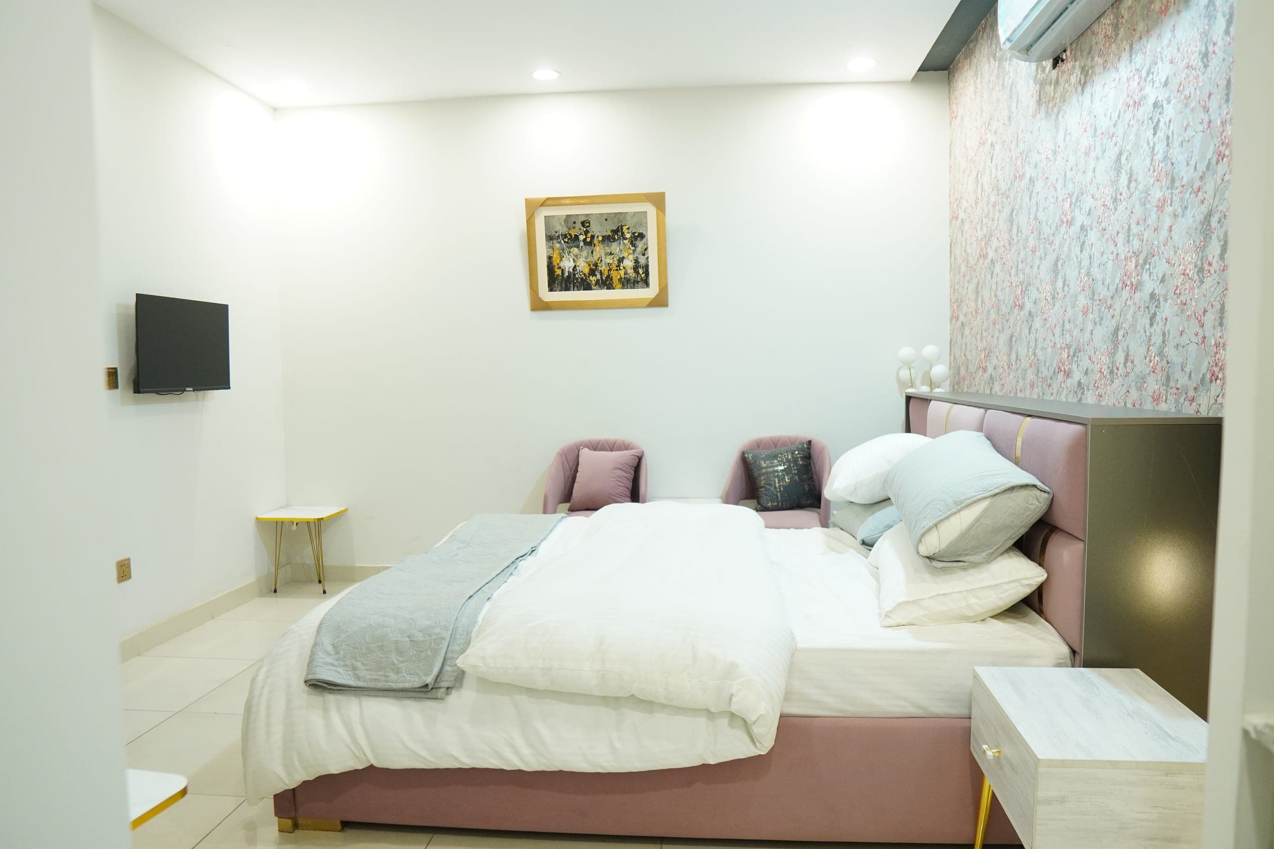 Studio Room 301 at ZEEMAKS APARTMENTS